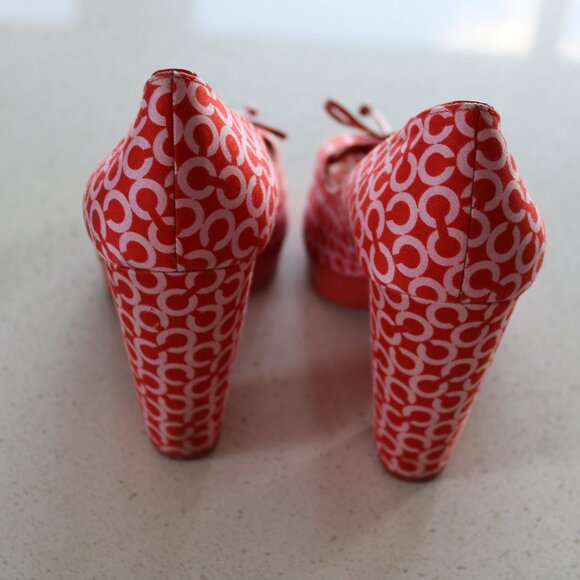 Coach Women's Corey Open Toe Pump Heels - Picture 4 of 4